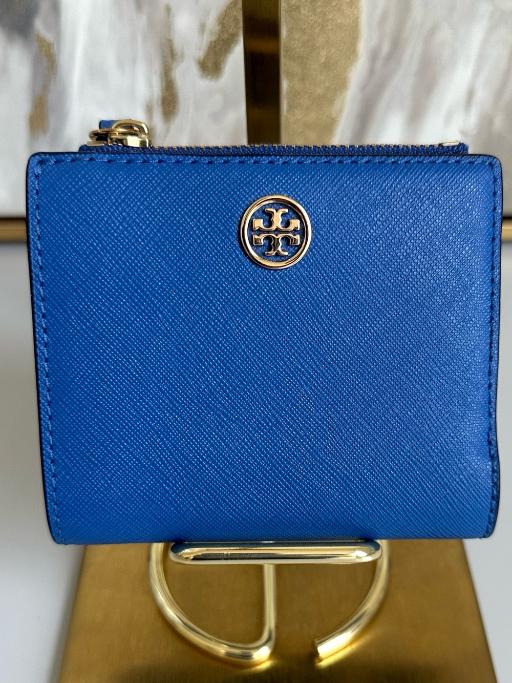 Like New Tory Burch Royal Blue Saffiano Leather Zip Wallet with Gold Logo